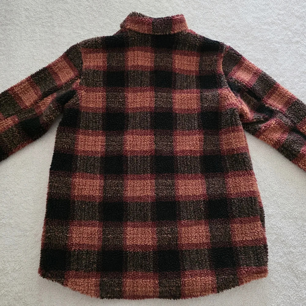 Volcom Silent Sherpa Jacket, Women's Size Large, EUC - Multicolor Plaid - Picture 9 of 10